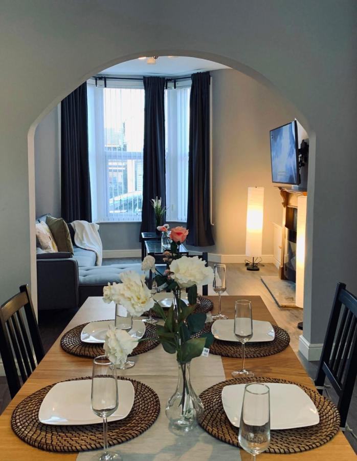Modern & Luxurious Central Home - Free Parking Ливърпул Екстериор снимка