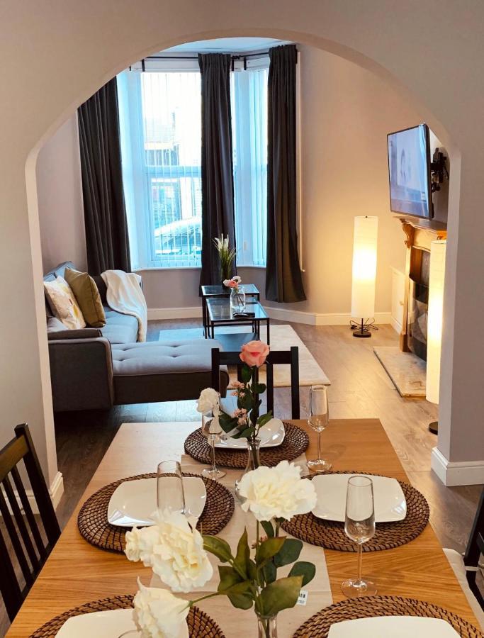 Modern & Luxurious Central Home - Free Parking Ливърпул Екстериор снимка